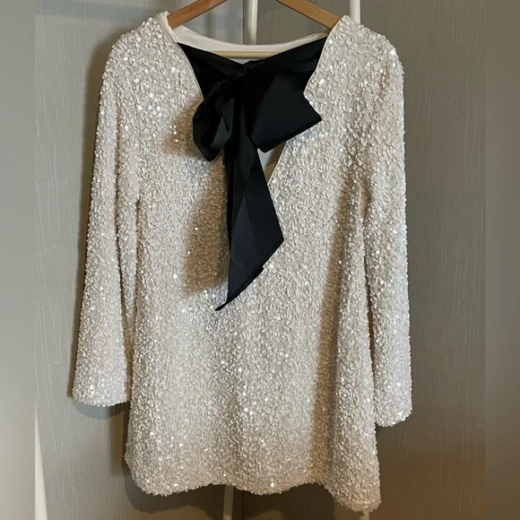H&M Sequin Dress with bow in the back, NWT - Picture 2 of 6